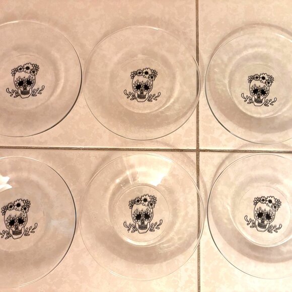 Halloween 6 Crate & Barrel "Day of the Dead" 6" Round Appetizer Snack Plates - Picture 7 of 8